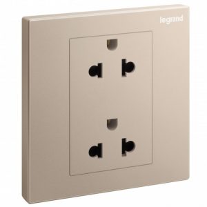 Ổ cắm đôi 3 chấu Legrand dùng loại nào tốt? Giá có đắt không?